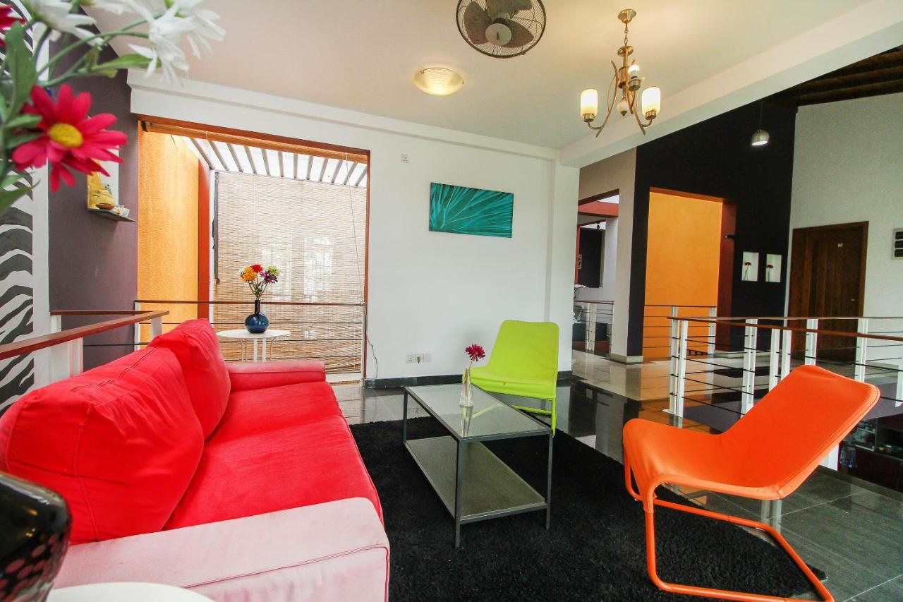 Oyo 437 Amali Residence Nugegoda Exterior photo